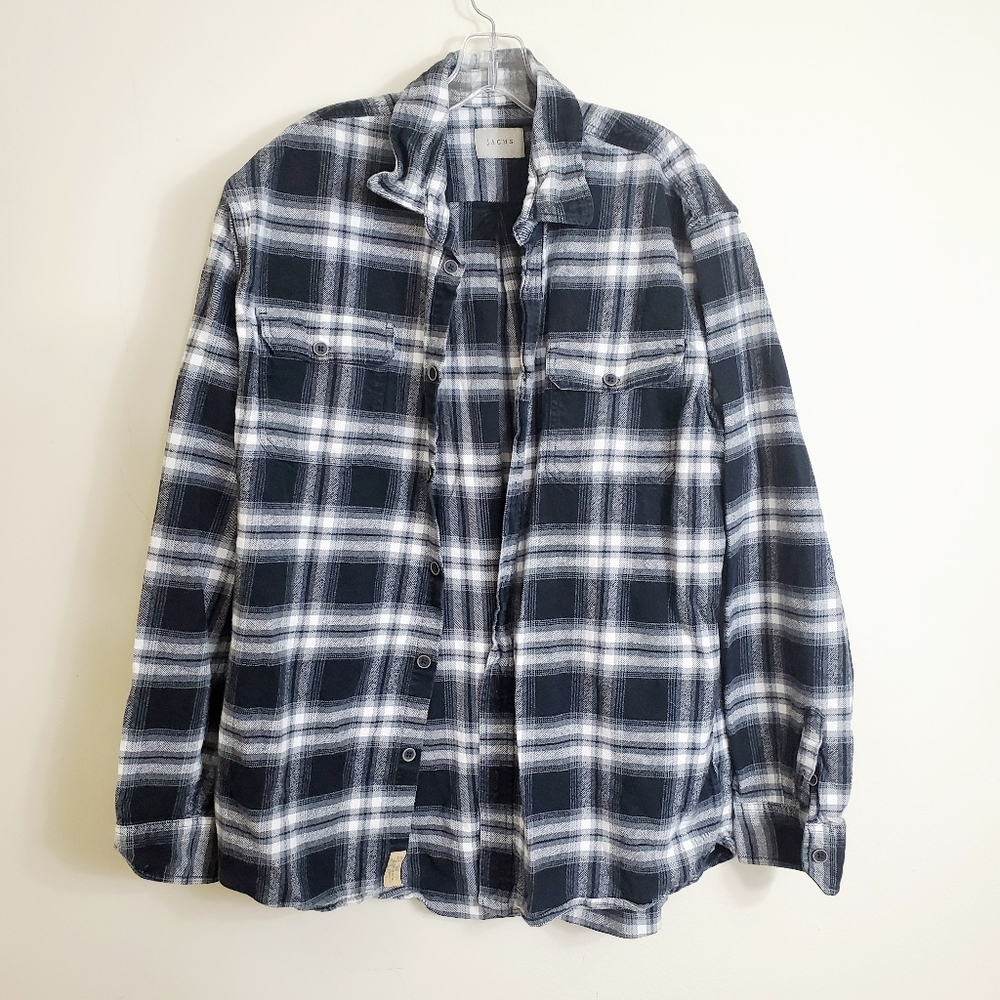 Oversize Mens Black and‎ White Plaid Shak